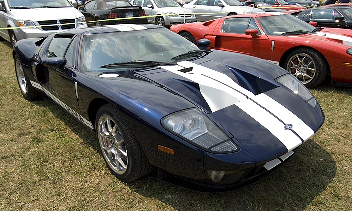 Modern Ford GT Why is this the only good looking car Ford produced in the 